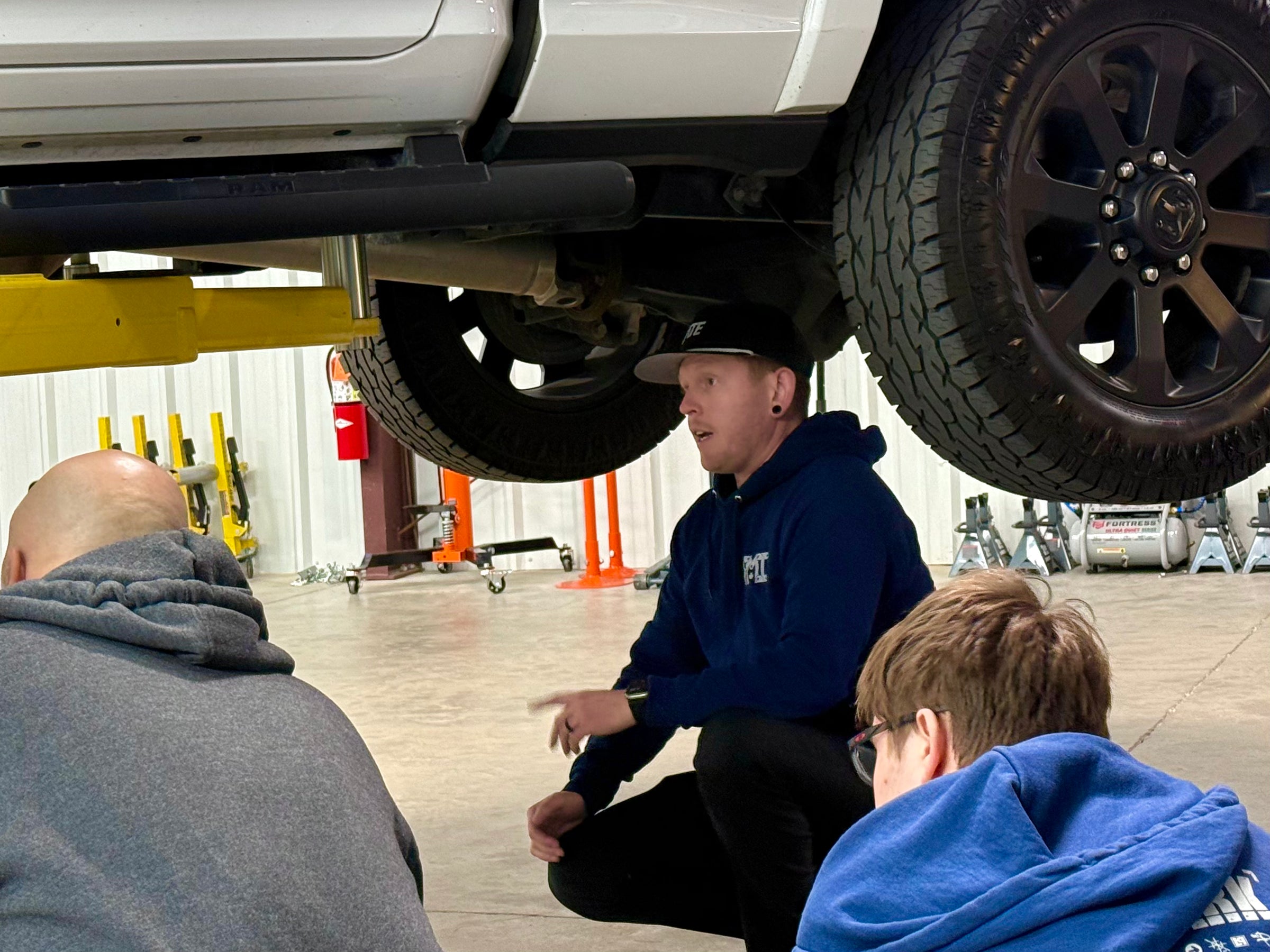 Automotive class being taught at LATE Academy